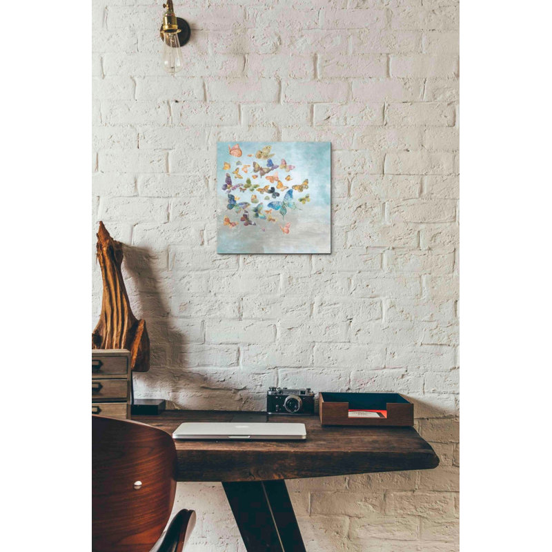 «Beautiful Butterflies v3 Square» par Danhui Nai, art mural sur toile, H 12 po x l 12 po x P 0,75 po