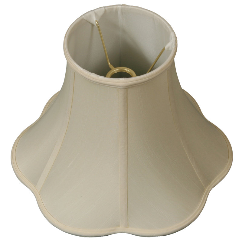 Abat-jour cloche en soie / shantung (araignée), Or antique, H 8,75 po x l 13 po x P 13 po