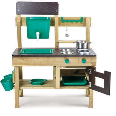 Hape: Nature Fun: cuisine de boue extérieure - ensemble de jeu en bois, accessoires de cuisine, seau de distribution d'eau, jeu de chef, tableau noir, enfants de 3 ans et plus