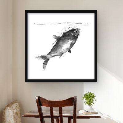 Joyeux poisson qui nage heureux