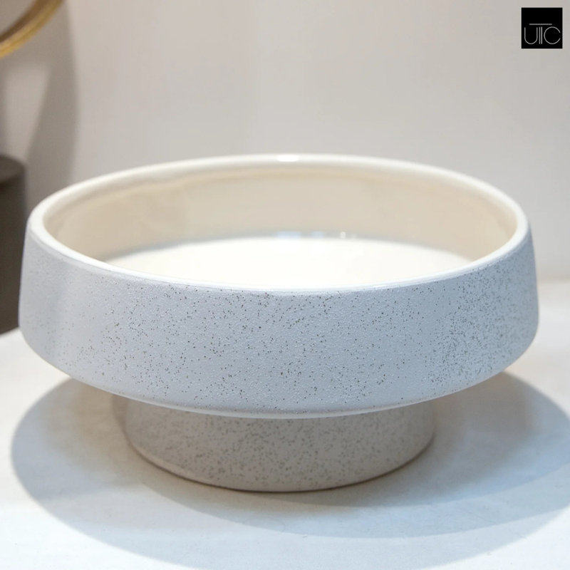 Bol à pied en céramique avec finition sable blanc cassé