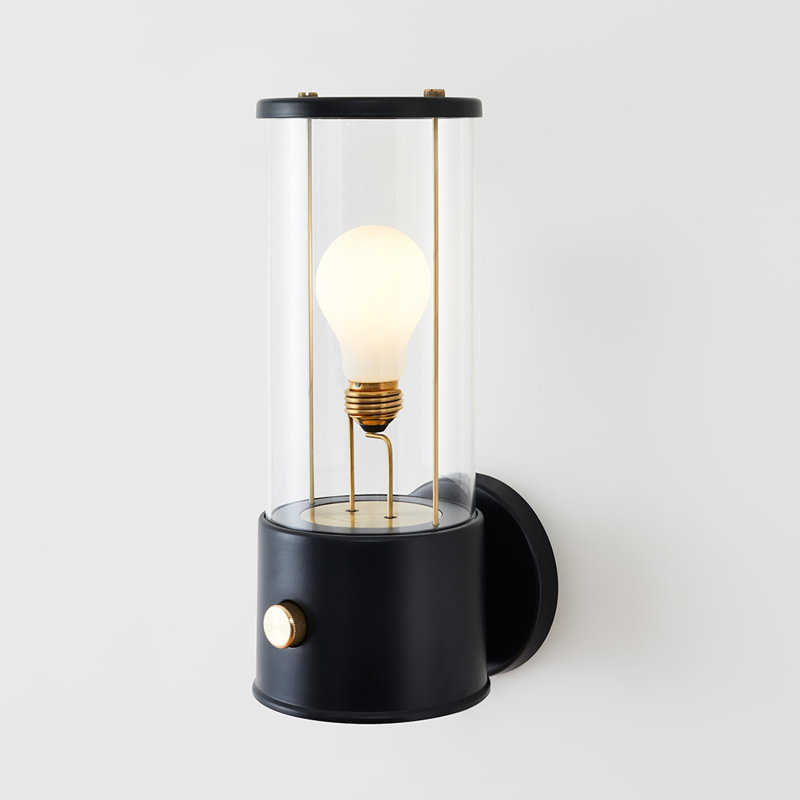 Muse 1 - Light Wallchiere, Hackles Black