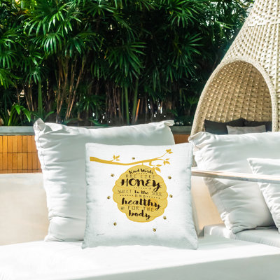 Coussin d'extérieur «Kind Words Inspirational Beehive Honey Bees» par Stephanie Workman Marrott