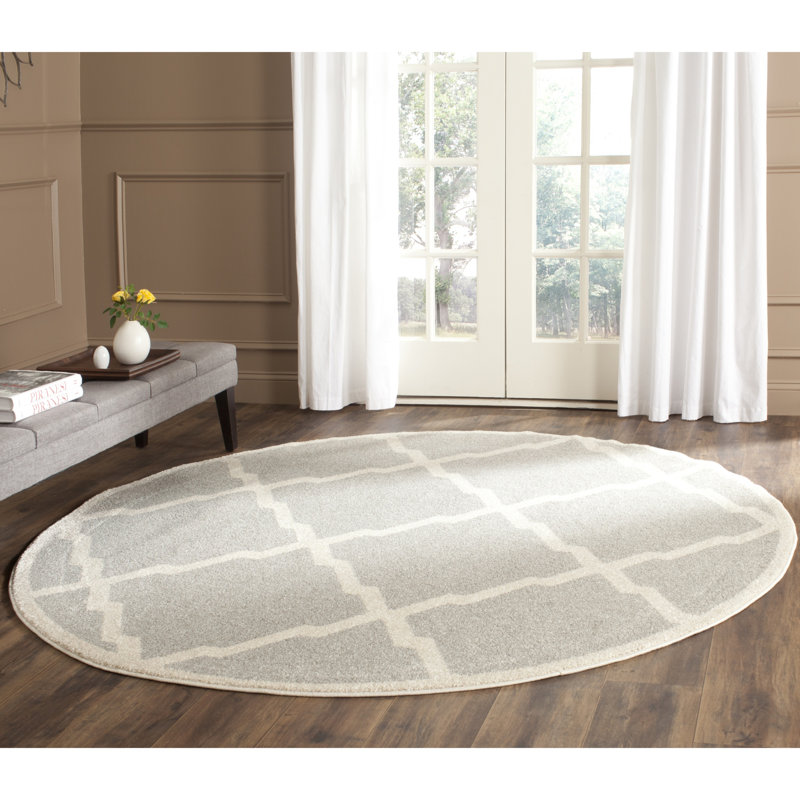 Ammundsen Geometric Light Grey / Beige Area Rug, Round 5'