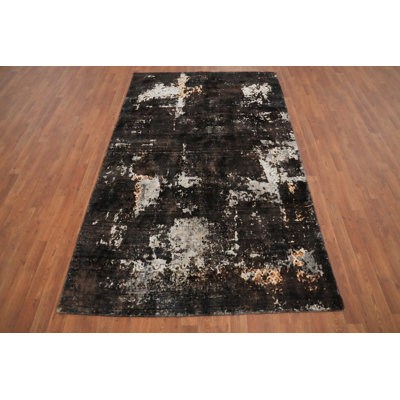 Distressed Look Area Rug 5x8 in Earthy Tones for Living Room Décor
