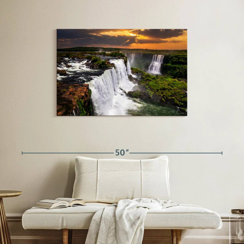 Coucher de soleil d'Alvord aux chutes d'Iguazu, H 26 po x l 39 po