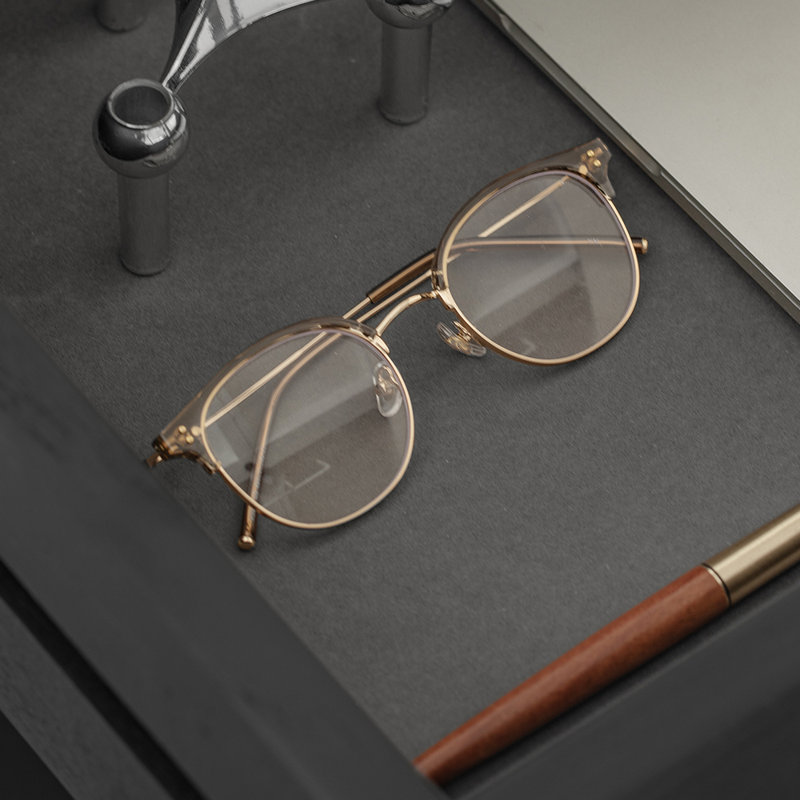 Castro, 29.52" H x 62.99" W x 29.52" D