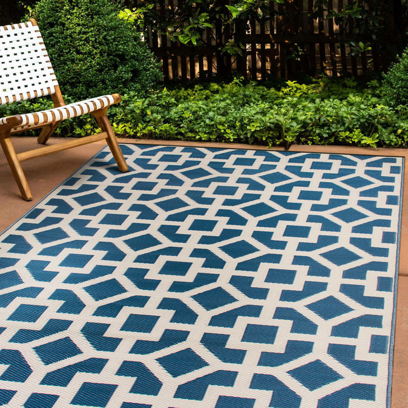 Rectangle Aubreyjo Geometric Navy/Ivory Indoor&Outdoor Area Rug, Rectangle 5' x 7'