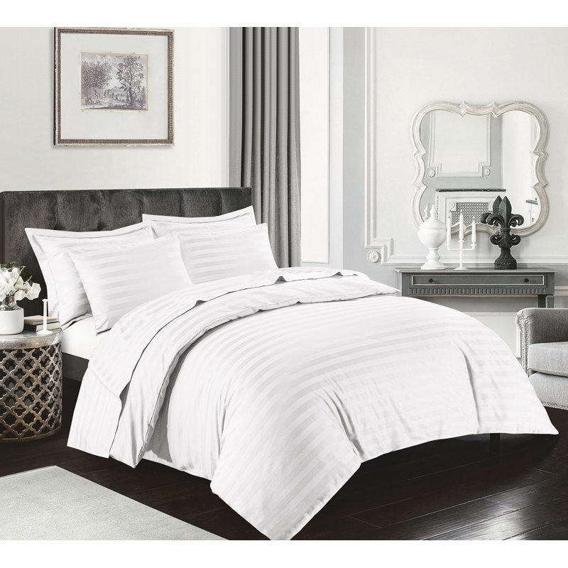 Byrde Satin Striped Duvet Cover Set with Pillowcases Included, White, Double - 2 Standard Pillowcases