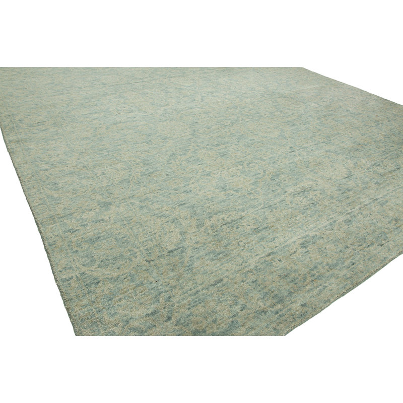 Nella Floral Area Rug in Green, Rectangle 2' x 3'