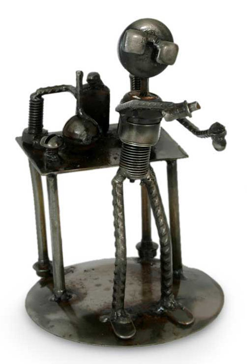 Sculpture en métal recyclé fait main Taybah