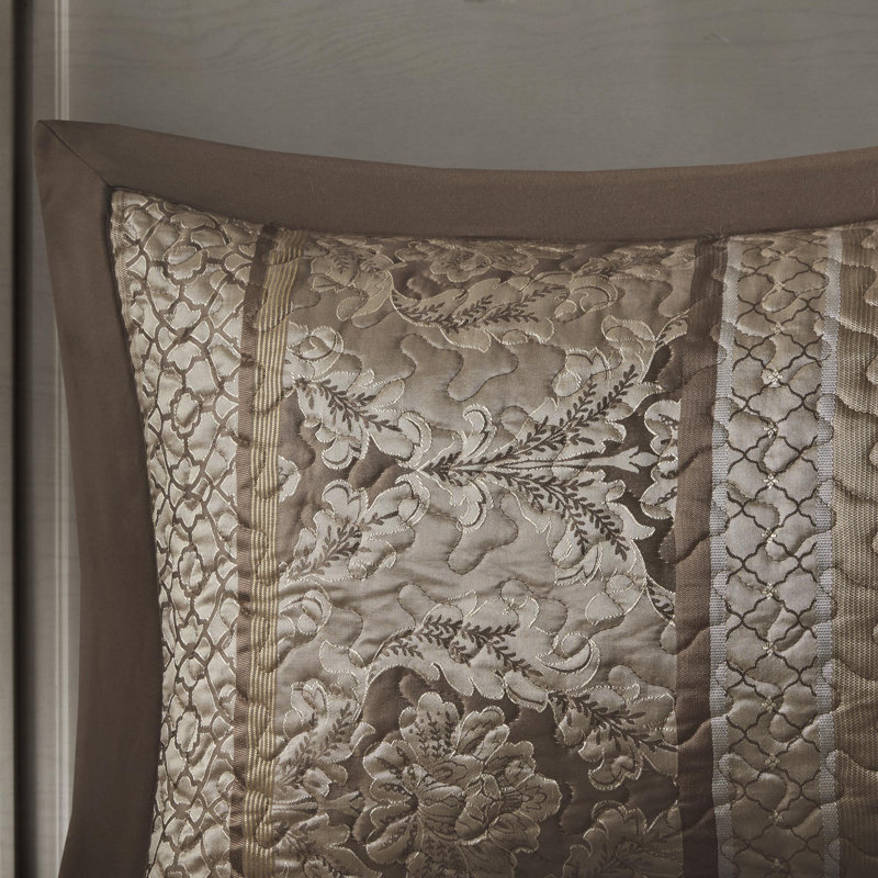 Reversible Jacquard Bedspread Set of 5, Queen Bedspread + 4 Additional Pieces
