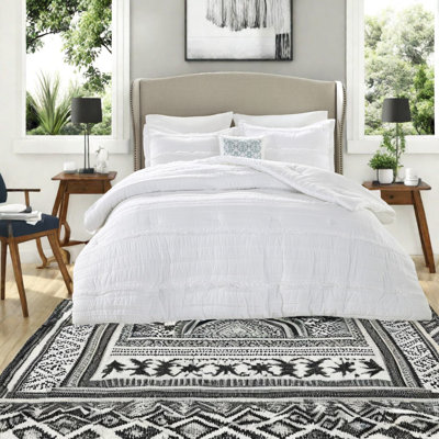 Ensemble de literie pour grand lit blanc, édredon Shabby Chic matelassé à volants