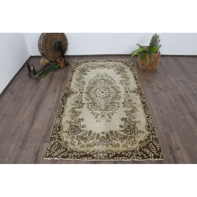 Tapis beige en patchwork de laine rétro 44,9 x 77,6 po