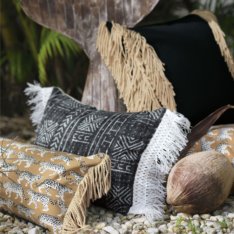 Palermo Square Indoor/Outdoor Pillow Cover & Insert, Sail Black