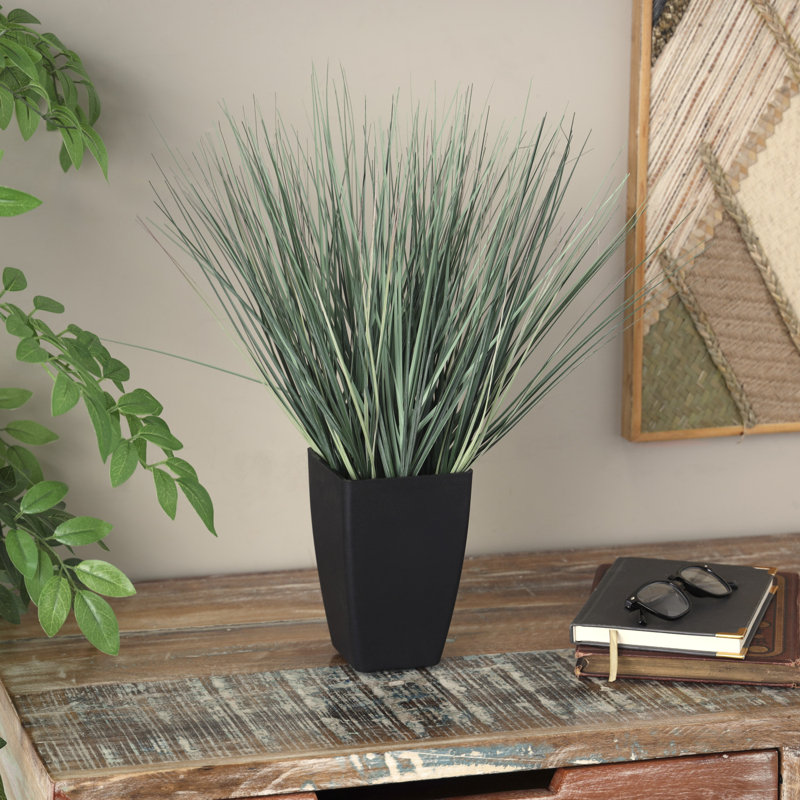 Herbe artificielle 18,95 po en pot