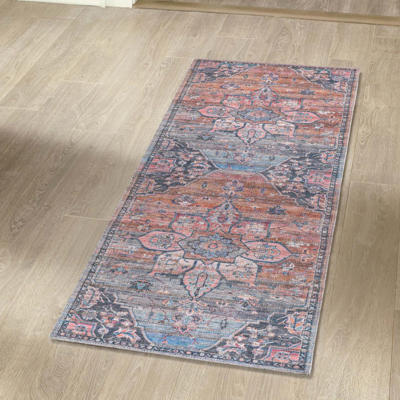Tapis oriental rose / bleu Gwin, Tapis de couloir 2 pi 7 po x 14 pi 1 po