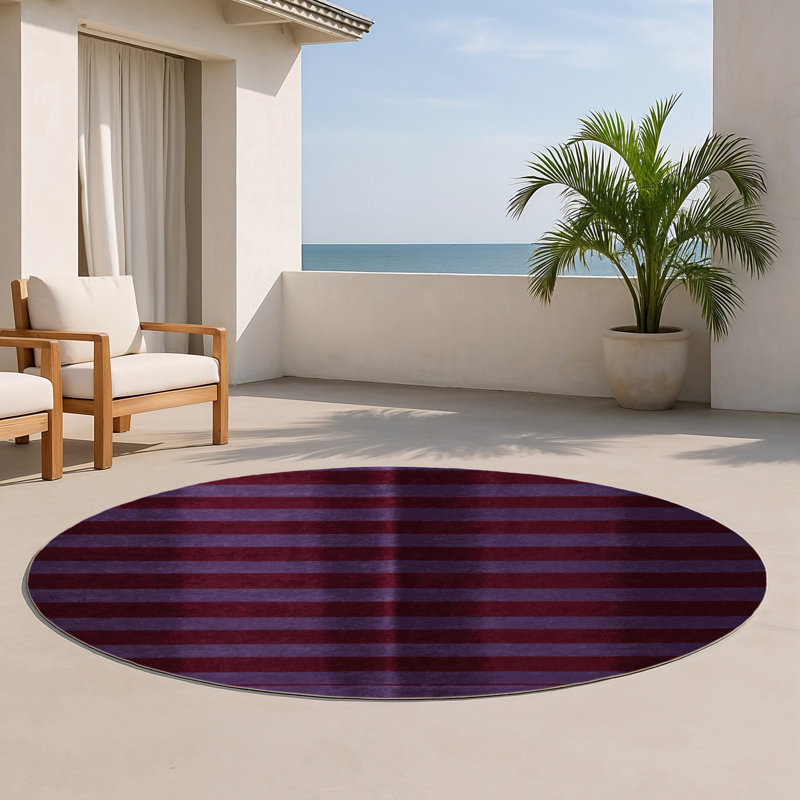 HorizontalStripes Red Indoor and Outdoor Area Rug, Round 5'