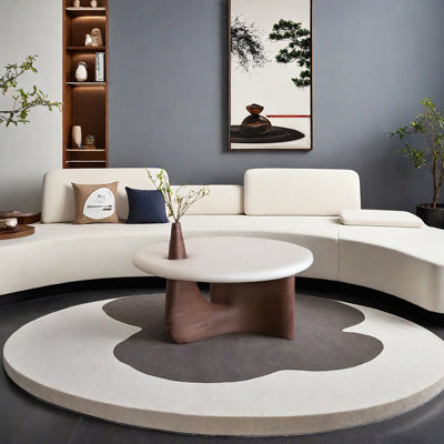 Table basse en bois de frêne massif au design unique