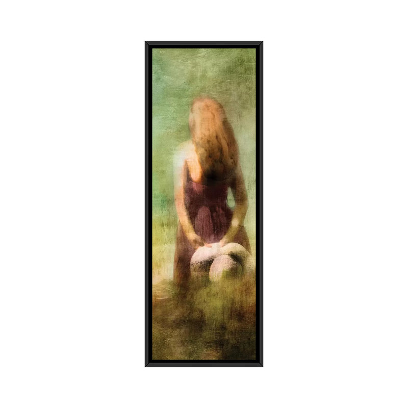 «Nymph Kiss II» par PI Studio, impression sur toile tendue, H 36 po x l 12 po x P 1,5 po, Cadre noir