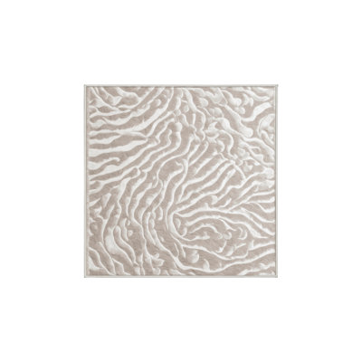 Tapis beige soyeux et moelleux
