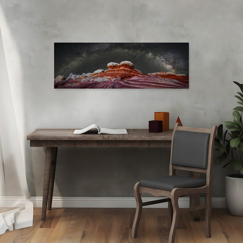 Cosmic Red Rock Night, paysage abstrait contemporain tranquille, nature, art mural, H 36 po x l 12 po