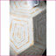 Tabouret hexagonal Capiz | Tabouret / table d'appoint d'intérieur polyvalent | Cadre décoratif multi-facettes | Crème / jaune | Panneau de fibres à densité moyenne