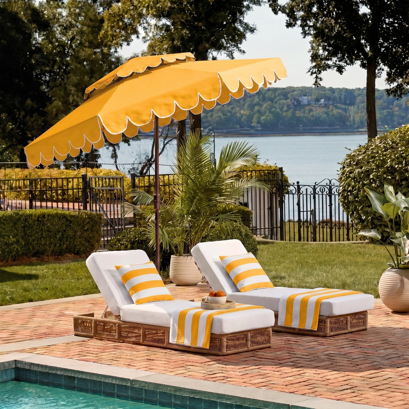 Teo 9' Umbrella, Yellow/White