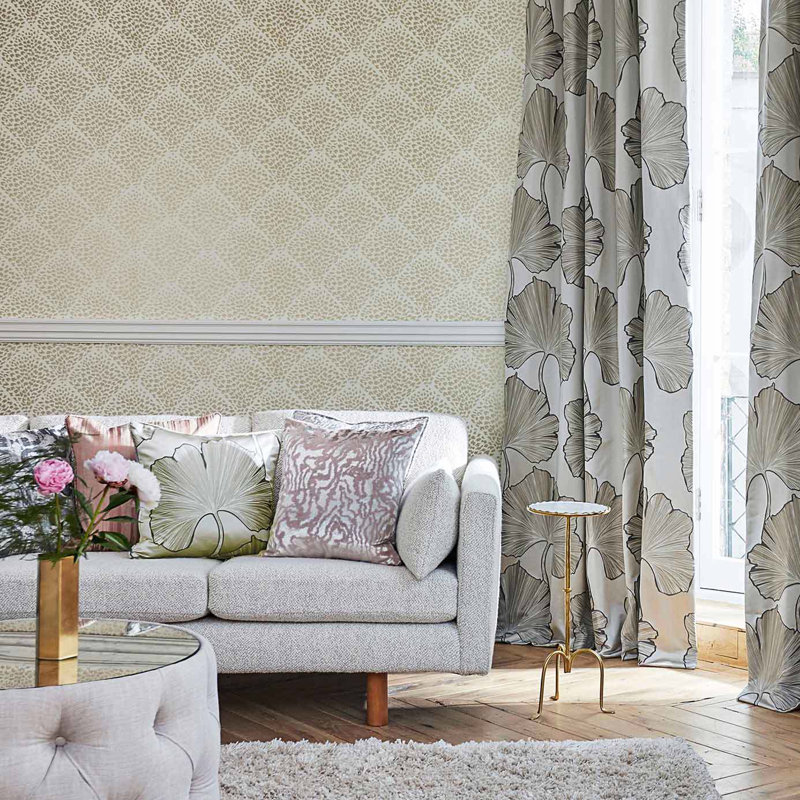 Charm 10.05m x 52cm Wallpaper Roll