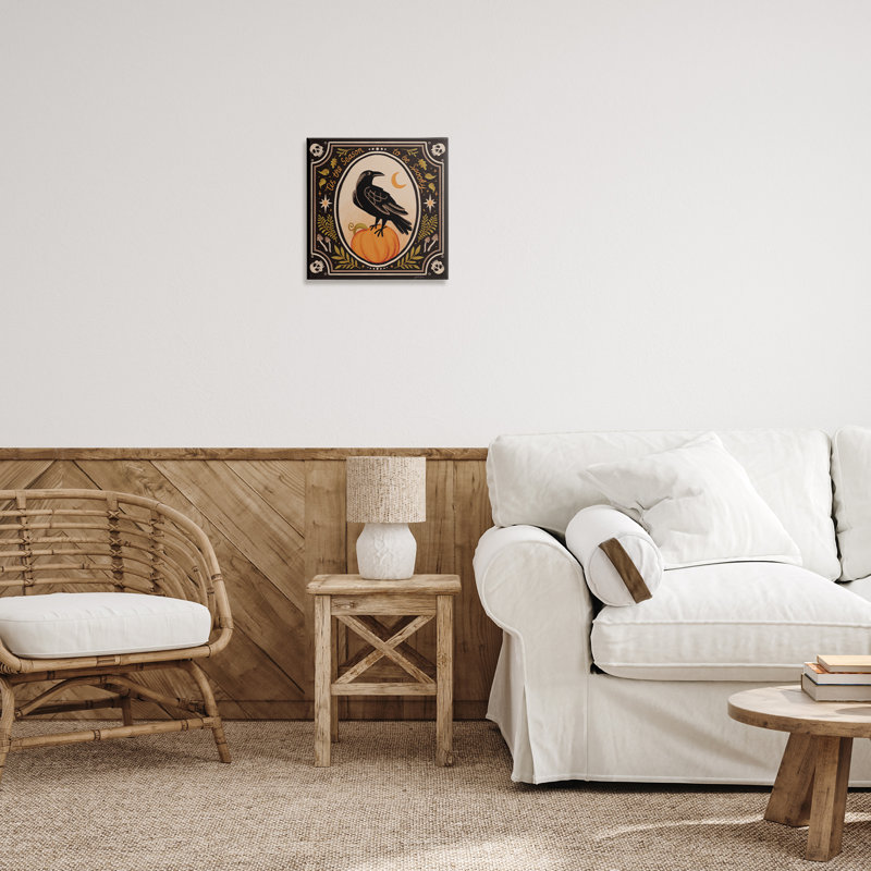 Toile de corbeau noir Spooky Season, design par Janelle Penner, H 17 po x l 17 po