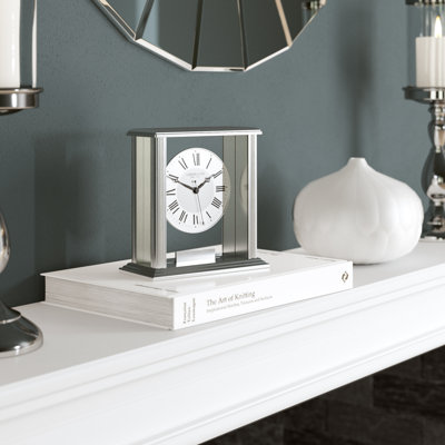 Traditional Analogue Metal Tabletop Clock