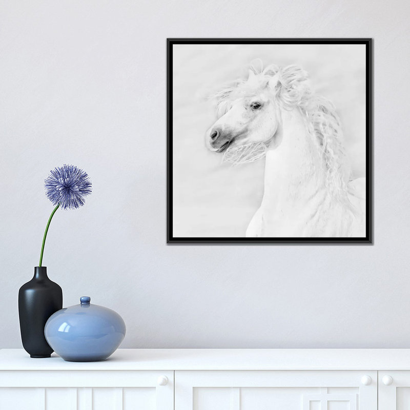 « b&w à cheval iii », impression sur toile, H 18 po x l 18 po x P 1,5 po, Toile avec cadre noir, Pas de tapis