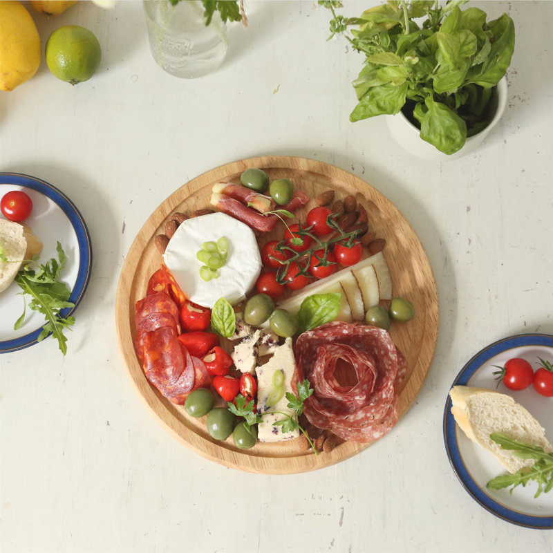 Argon Tableware Round Wooden Chopping Board