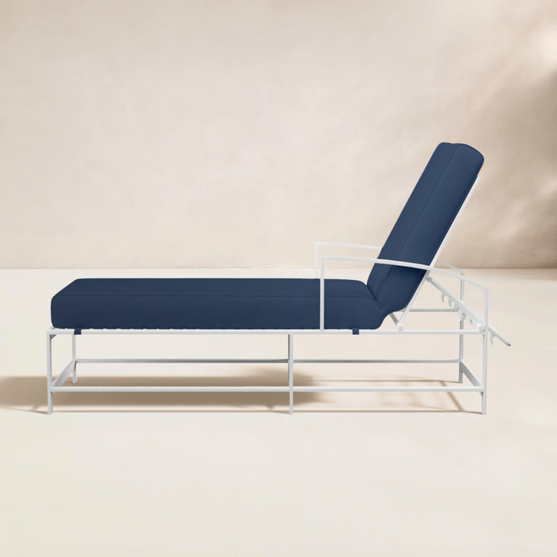 Chaise longue longue Sunbrella® inclinable avec coussins 72 po Bristol, Spectre indigo Sunbrella®