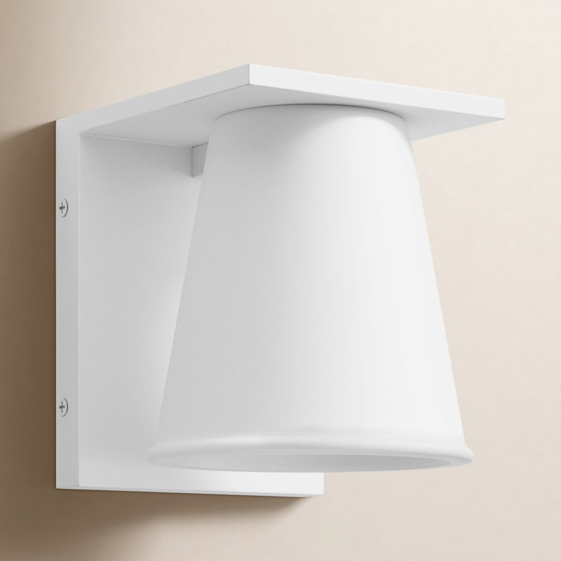 Lynnette Wall Light, Textured White