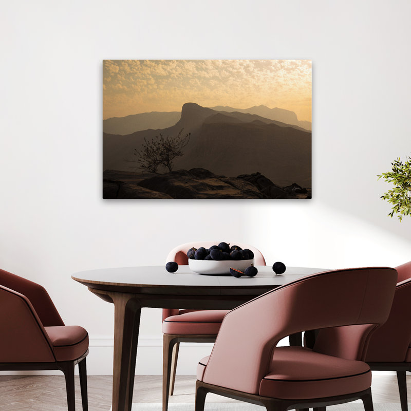 Désert contemporain noir gris paysage désertique, H 36 po x l 24 po