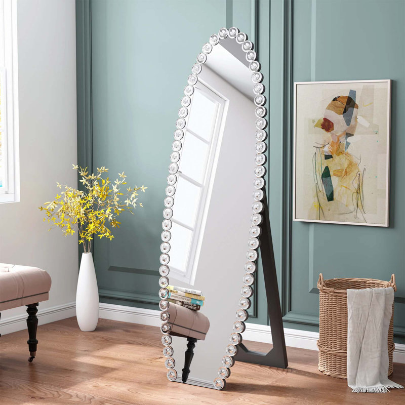 Miroir en cristal pleine longueur avec support?