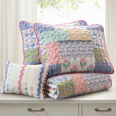 Pink 4 Full/Queen Quilt With Floral And Stripe Mix, Reversible Style, Soft Fill, Comfortable Sleep In Unique Patchwork Design, For Multiple Moods, Microfiber Material