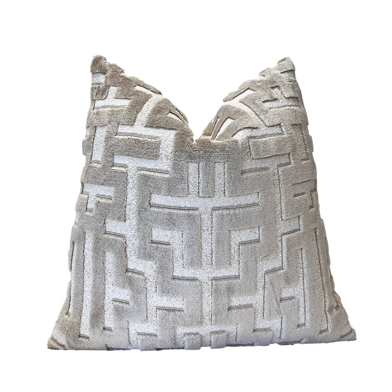 Housse de coussin en velours Myriad, H 22 po x l 22 po, Blanc / crème géométrique