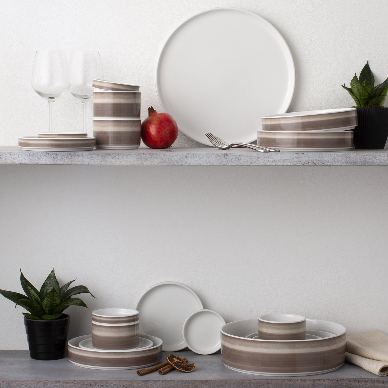 Colorwave Stoneware Dinnerware Set, Umber