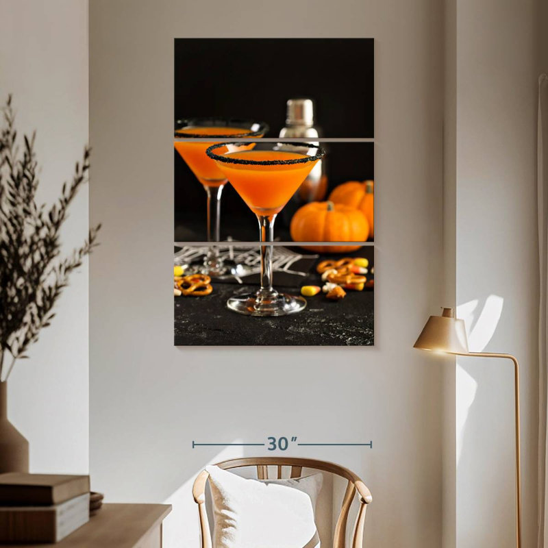 Citrouille martini cocktail, H 65 po x l 42 po