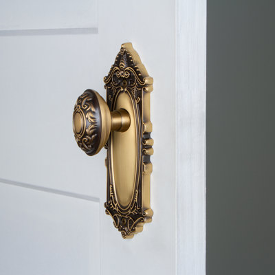 Grandeur Grande Victorian Plate Single Dummy with Grande Victorian Door Knob