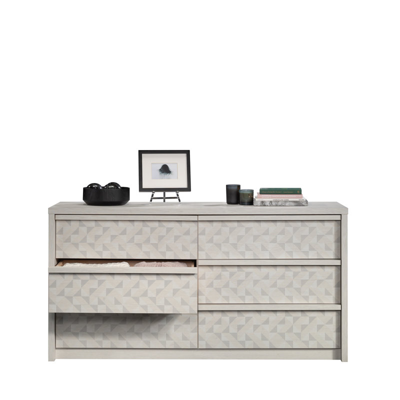 Holtzlander 60.71" W 6-Drawer Manufactured Wood Dresser , Glacier Oak