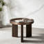Table d'appoint de style vintage avec plateau en bronze foncé lustré et pieds en placage de chêne blanc