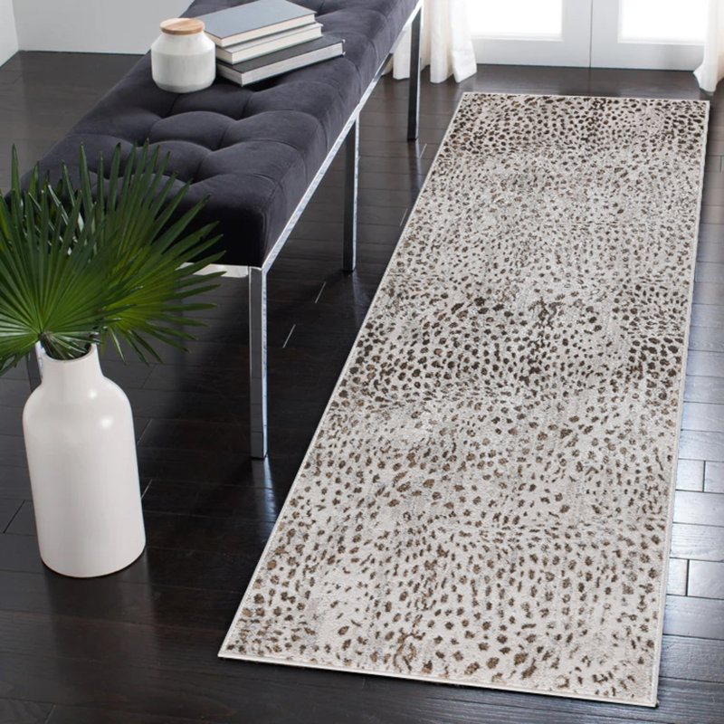 Nevada Collection Animal Printed Beige and Gold Rug, Runner 2' x 8'
