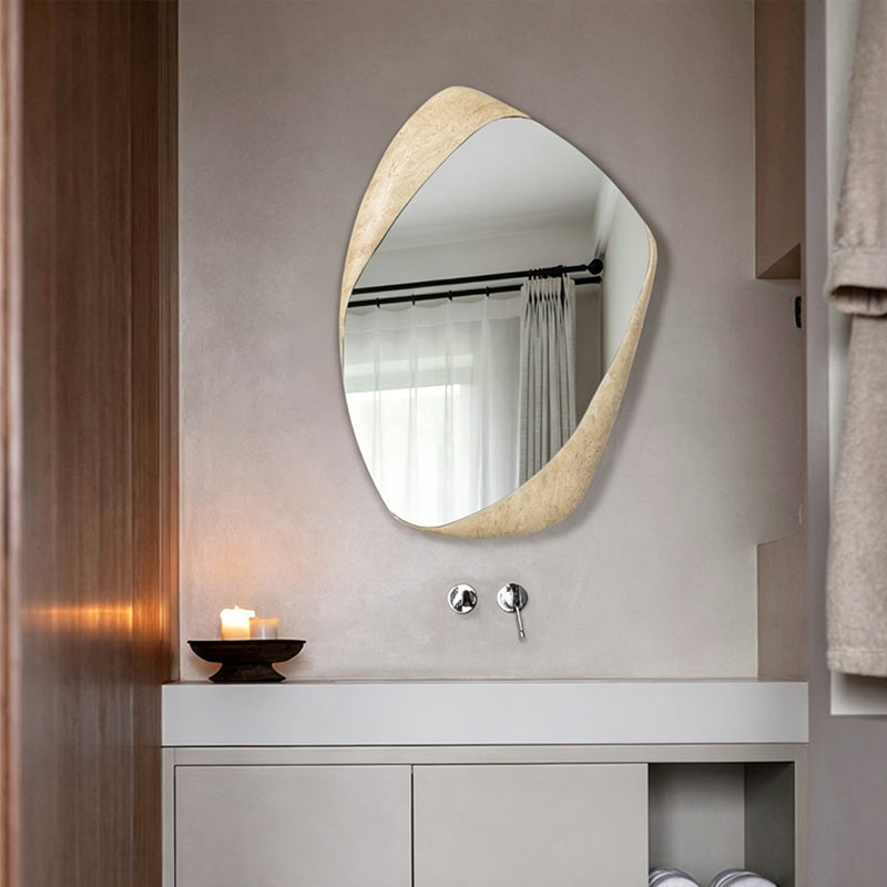Miroir mural avec cadre en bois abstrait irrégulier, ton bois naturel, 33.46"H*23.62"W*1.97"D, Natural Wood Tone