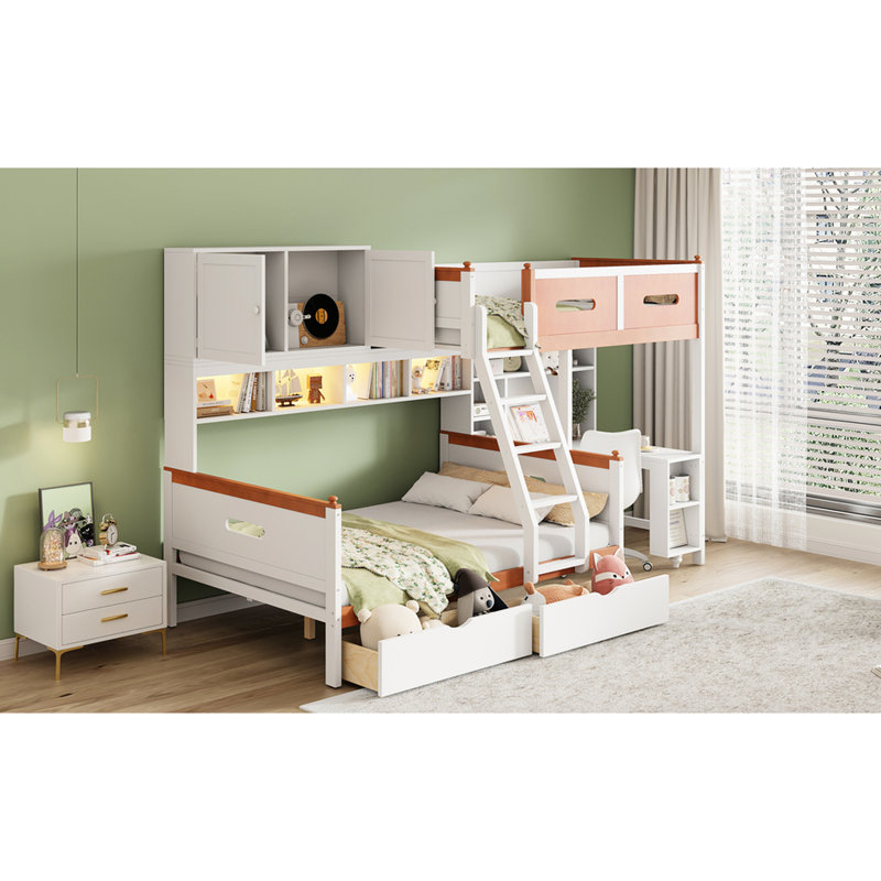 Lit simple au-dessus d'un lit double avec bureau intégré, tiroirs, tablettes, armoire et éclairage à DEL confortable, arrangement de couleur blanc + orange pour les chambres d'amis, bandes de rangement intégrées, conception moderne