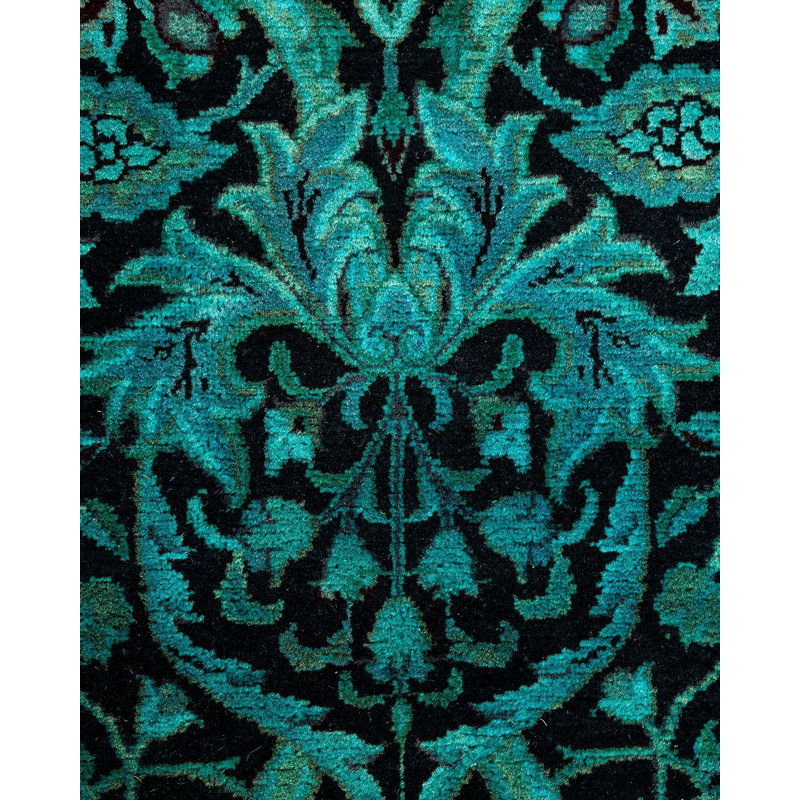 Fine Vibrance One-of-a-Kind 2'7" X 4'4" Hand Knotted Area Rug