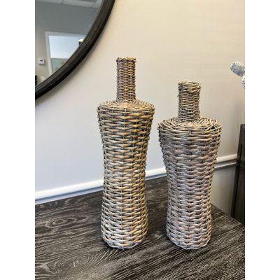 Vase à vin en osier