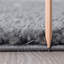 Tapis gris moyen-2092517278